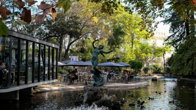 La fontaine du bassin du rocher des Doms - Crédit photo : Olivier Tresson / Avignon Tourisme