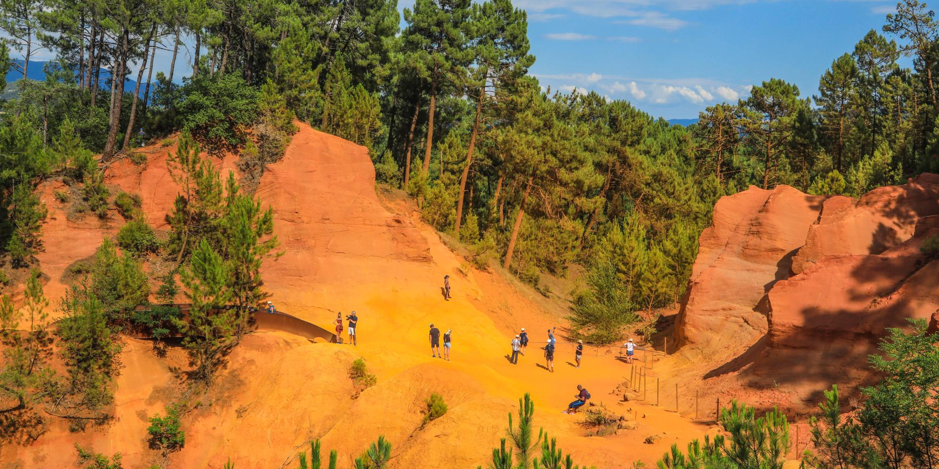 The Luberon Ochre Trail in Roussilon - Photo credit: Alain Hocquel / Vaucluse Provence Attractivité