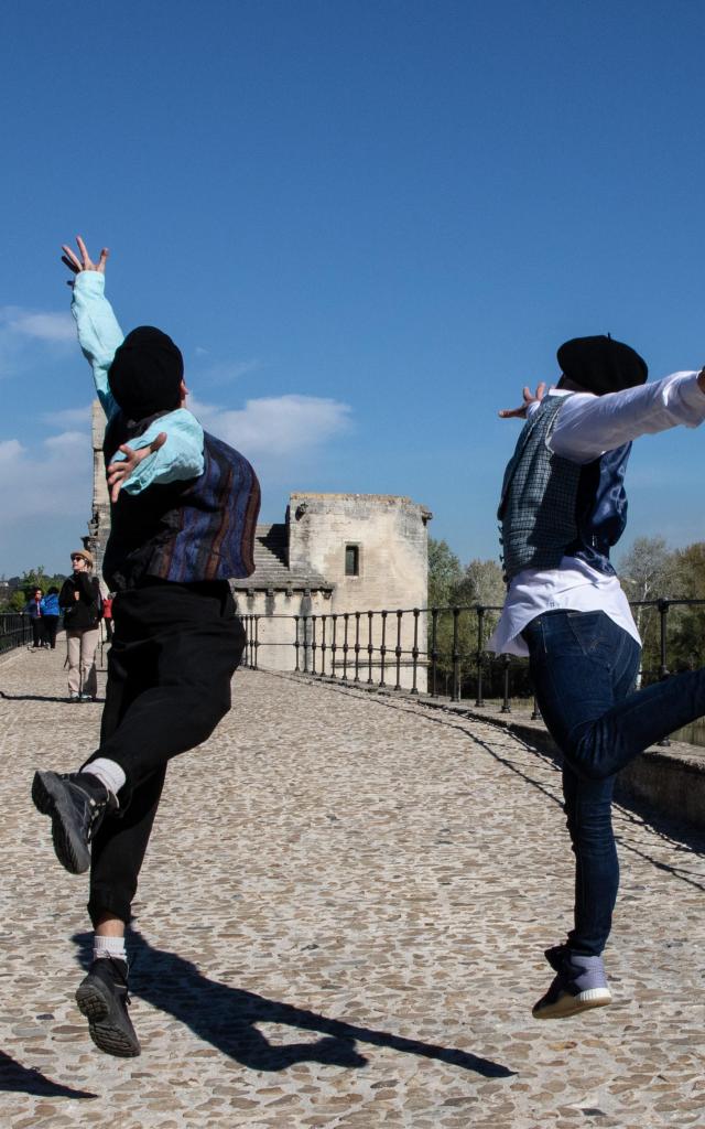 Visite théâtralisée du Pont Saint-Bénezet (ou Pont d'Avignon) - Crédit photo : Franck Mariotti / Avignon Tourisme