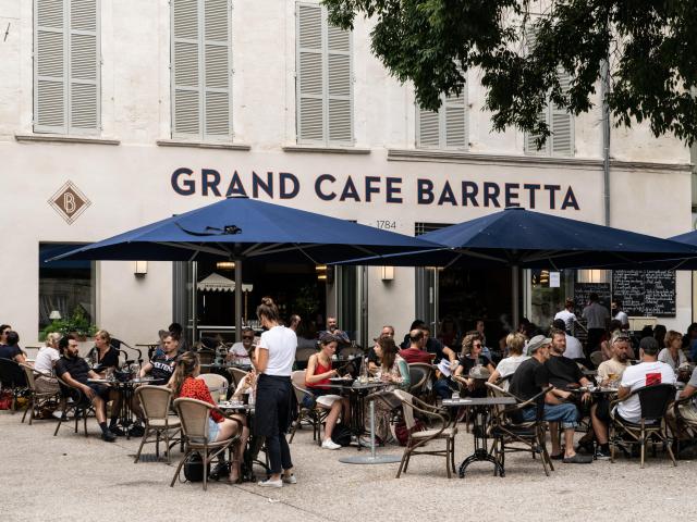 Place Saint DIdier. Café Barretta. Credit: KOS-CREA