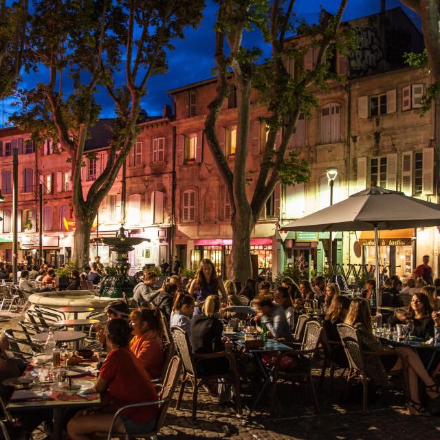 Place des Corps Saints bei Nacht. Credit: Frédéric Dahm / Empreintes d'Ailleurs