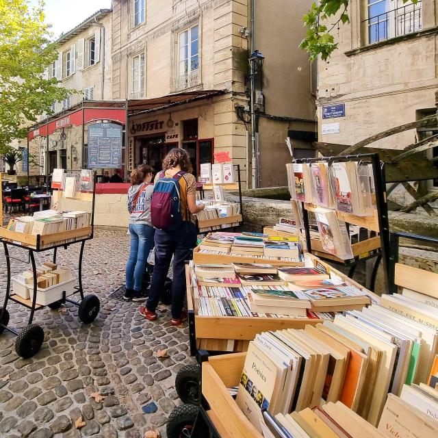 Buchhändler in der Rue des Teinturiers