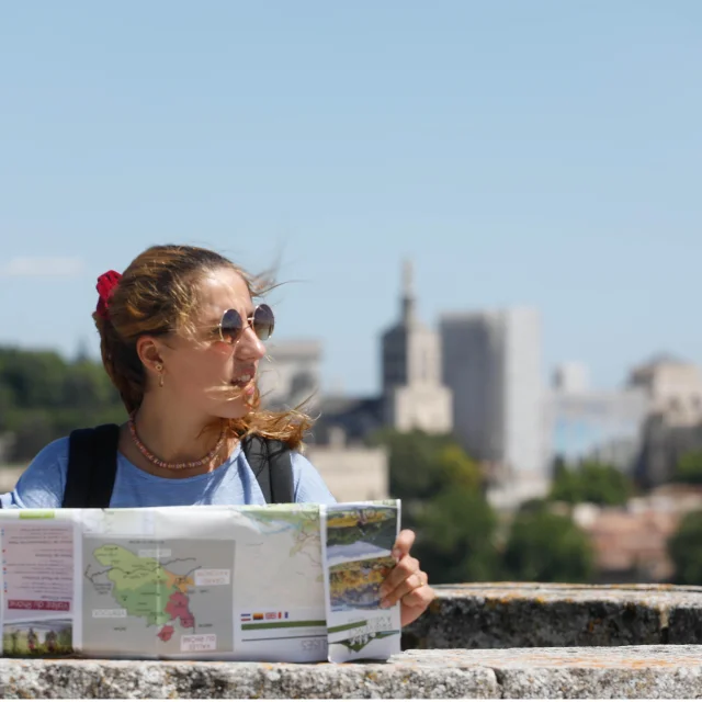 Turista a Villeneuve lez Avignon. Credito: Alain Hocquel / VPA