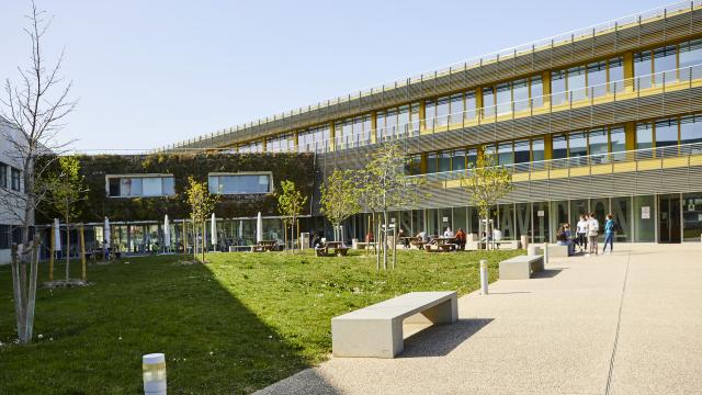 Campus Jean Henri Fabre