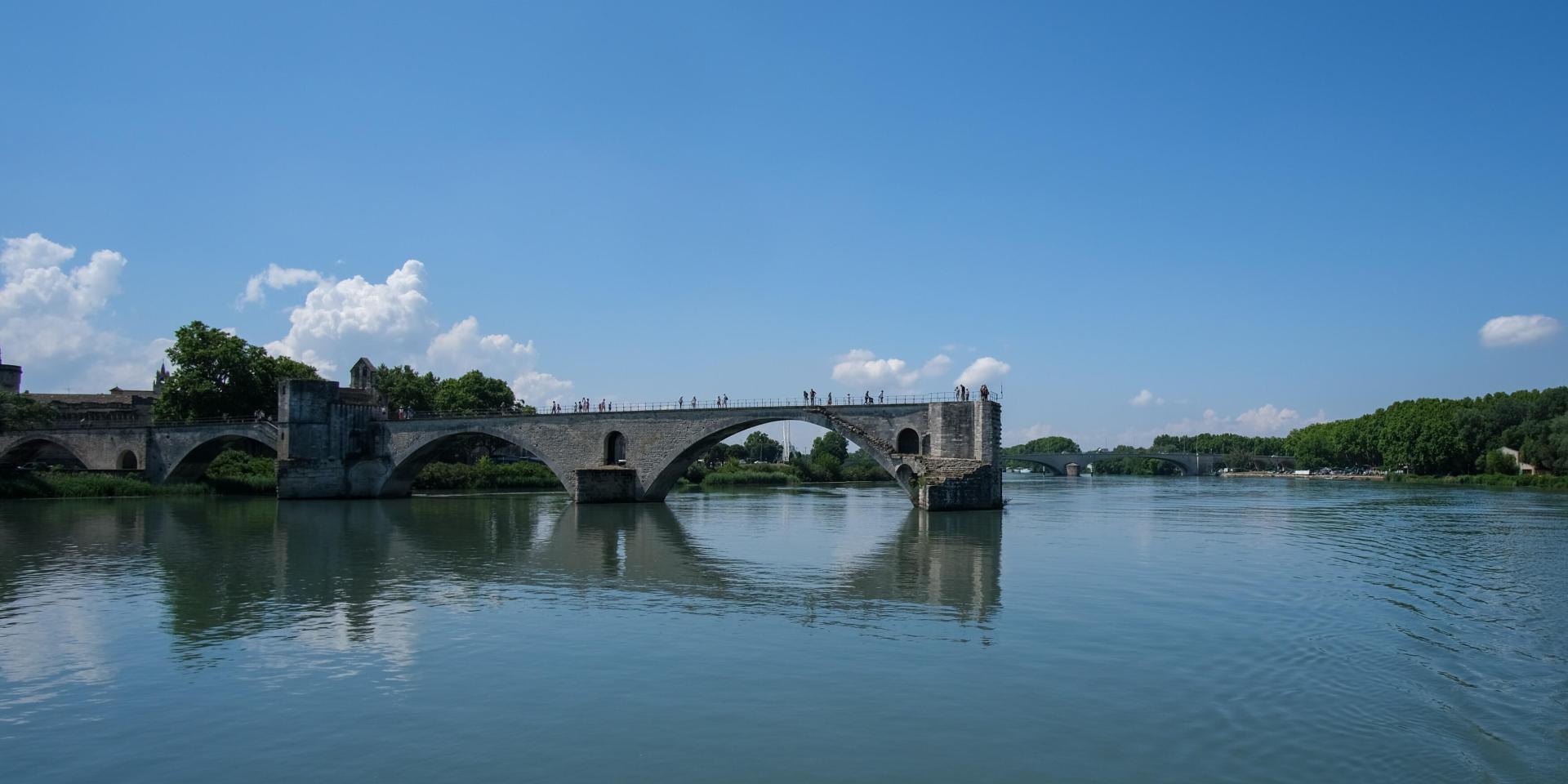 Puente de Saint-Bénézet desde un crucero