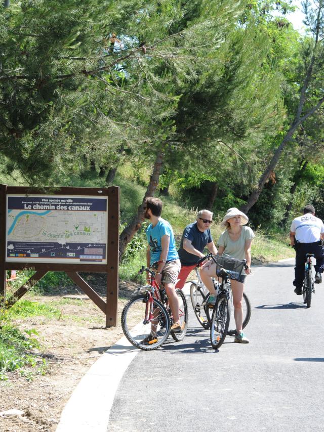 Balade à vélo sur le chemin des Canaux